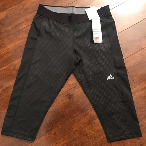 NWT adidas capris - Picture 2 of 3